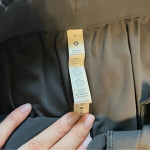 Lululemon joggers size 8